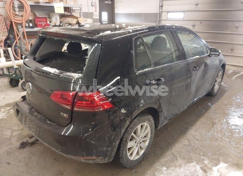 Photo 4 of 2016 Volkswagen Golf TSI S 4-DOOR (VIN 3VW217AU5GM025903)