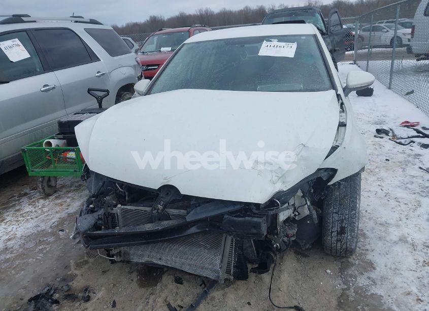 Photo 13 of 2017 Volkswagen Golf TSI S 4-DOOR/TSI SE 4-DOOR/TSI SEL 4-DOOR/TSI WOLFSBURG EDITION 4-DOOR (VIN 3VW217AU5HM025109)