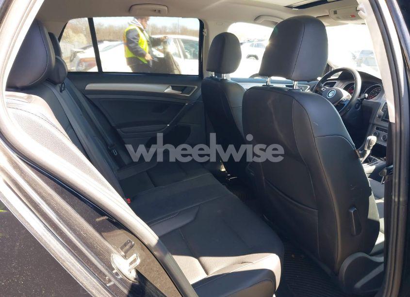 Photo 8 of 2017 Volkswagen Golf TSI S 4-DOOR/TSI SE 4-DOOR/TSI SEL 4-DOOR/TSI WOLFSBURG EDITION 4-DOOR (VIN 3VW217AU5HM060152)