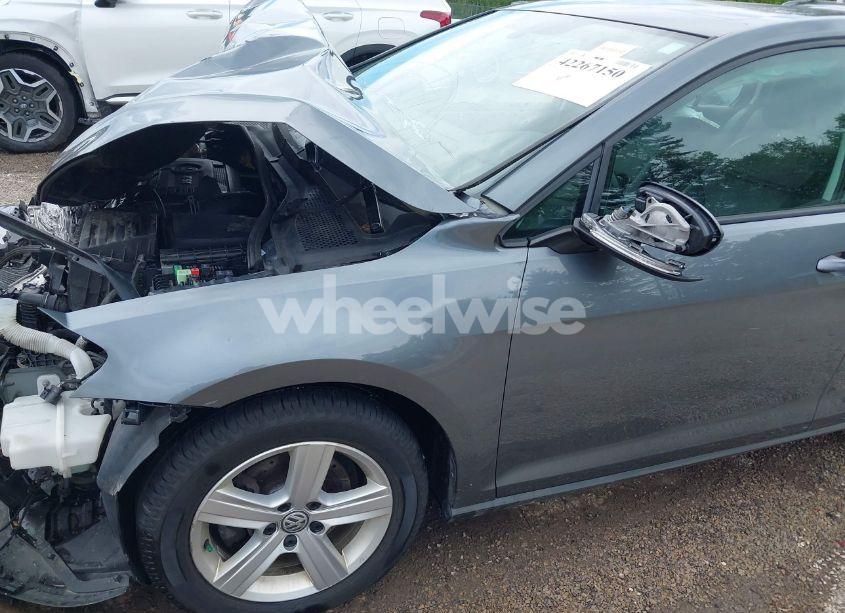 Photo 19 of 2017 Volkswagen Golf TSI S 4-DOOR/TSI SE 4-DOOR/TSI SEL 4-DOOR/TSI WOLFSBURG EDITION 4-DOOR (VIN 3VW217AU5HM065982)