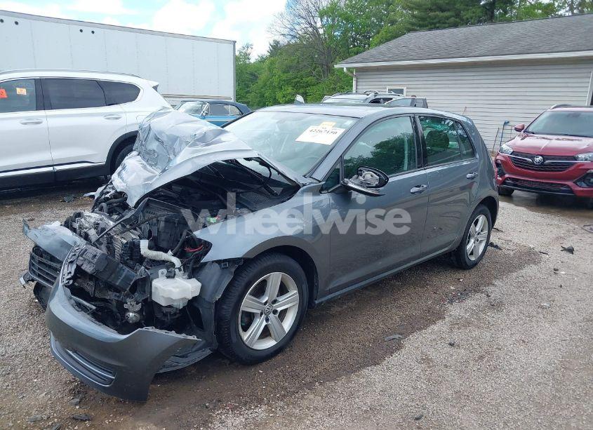 Photo 2 of 2017 Volkswagen Golf TSI S 4-DOOR/TSI SE 4-DOOR/TSI SEL 4-DOOR/TSI WOLFSBURG EDITION 4-DOOR (VIN 3VW217AU5HM065982)