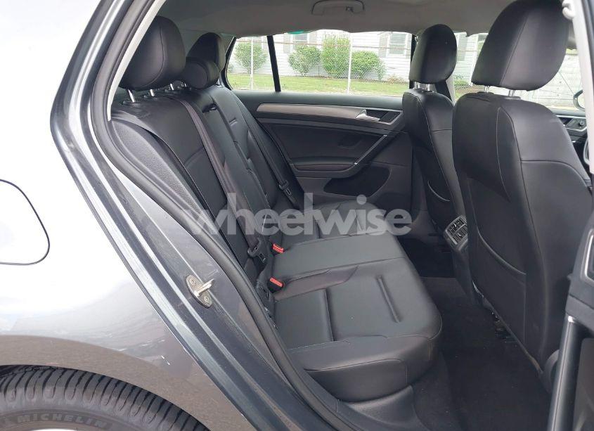 Photo 8 of 2017 Volkswagen Golf TSI S 4-DOOR/TSI SE 4-DOOR/TSI SEL 4-DOOR/TSI WOLFSBURG EDITION 4-DOOR (VIN 3VW217AU5HM065982)