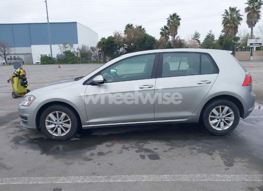 Photo 14 of 2015 Volkswagen Golf TSI S 4-DOOR (VIN 3VW217AU6FM011877)