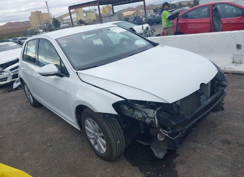 2017 Volkswagen Golf TSI S 4-DOOR/TSI SE 4-DOOR/TSI SEL 4-DOOR/TSI WOLFSBURG EDITION 4-DOOR (VIN 3VW217AU6HM019707) main photo