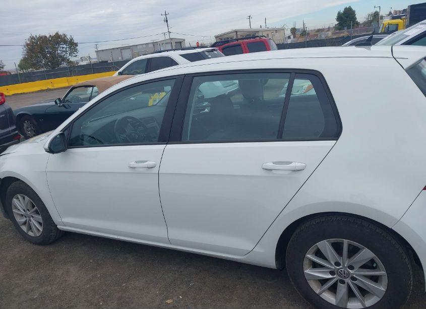 Photo 15 of 2017 Volkswagen Golf TSI S 4-DOOR/TSI SE 4-DOOR/TSI SEL 4-DOOR/TSI WOLFSBURG EDITION 4-DOOR (VIN 3VW217AU6HM019707)