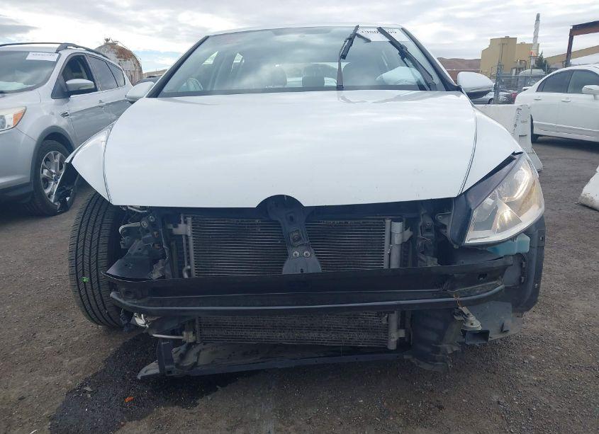 Photo 6 of 2017 Volkswagen Golf TSI S 4-DOOR/TSI SE 4-DOOR/TSI SEL 4-DOOR/TSI WOLFSBURG EDITION 4-DOOR (VIN 3VW217AU6HM019707)