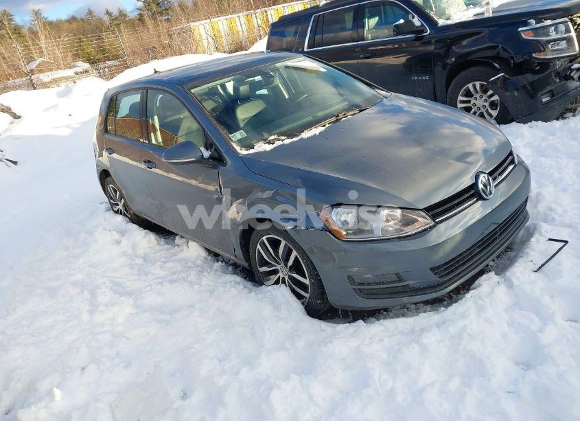 2017 Volkswagen Golf TSI S 4-DOOR/TSI SE 4-DOOR/TSI SEL 4-DOOR/TSI WOLFSBURG EDITION 4-DOOR (VIN 3VW217AU6HM044686) main photo