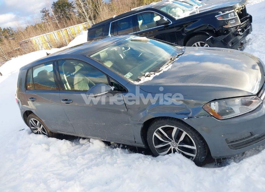 Photo 13 of 2017 Volkswagen Golf TSI S 4-DOOR/TSI SE 4-DOOR/TSI SEL 4-DOOR/TSI WOLFSBURG EDITION 4-DOOR (VIN 3VW217AU6HM044686)