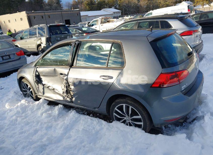 Photo 14 of 2017 Volkswagen Golf TSI S 4-DOOR/TSI SE 4-DOOR/TSI SEL 4-DOOR/TSI WOLFSBURG EDITION 4-DOOR (VIN 3VW217AU6HM044686)