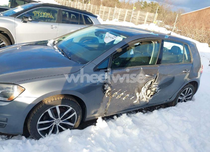 Photo 6 of 2017 Volkswagen Golf TSI S 4-DOOR/TSI SE 4-DOOR/TSI SEL 4-DOOR/TSI WOLFSBURG EDITION 4-DOOR (VIN 3VW217AU6HM044686)
