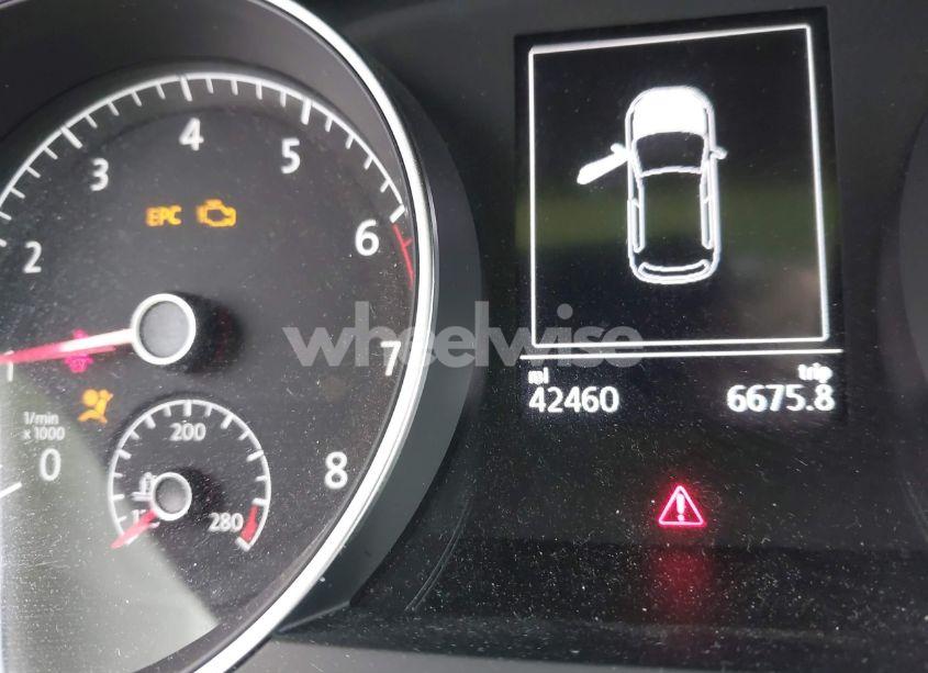 Photo 15 of 2016 Volkswagen Golf TSI S 4-DOOR (VIN 3VW217AU7GM057428)