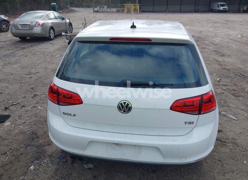 Photo 16 of 2016 Volkswagen Golf TSI S 4-DOOR (VIN 3VW217AU7GM057428)
