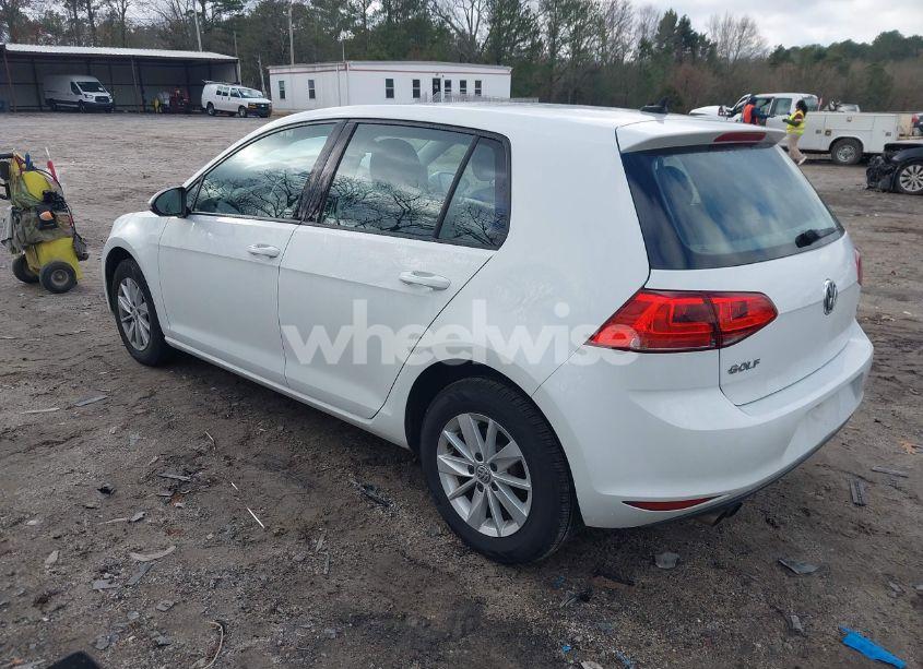 Photo 3 of 2016 Volkswagen Golf TSI S 4-DOOR (VIN 3VW217AU7GM057428)