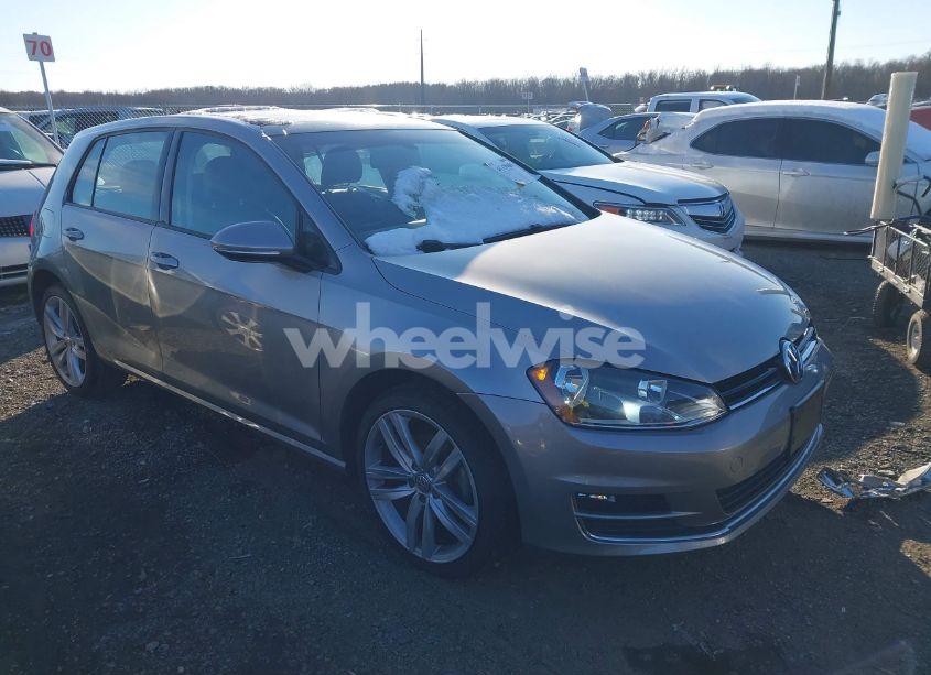 2017 Volkswagen Golf TSI S 4-DOOR/TSI SE 4-DOOR/TSI SEL 4-DOOR/TSI WOLFSBURG EDITION 4-DOOR (VIN 3VW217AU7HM017299) main photo
