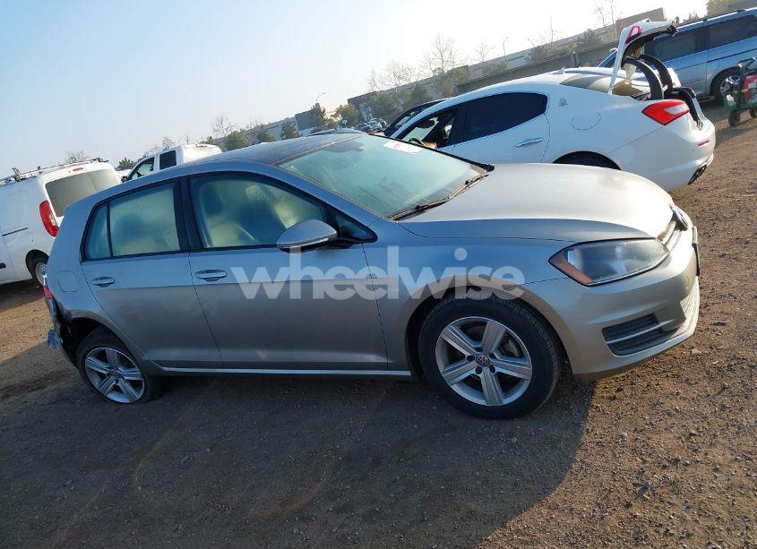 Photo 13 of 2017 Volkswagen Golf TSI S 4-DOOR/TSI SE 4-DOOR/TSI SEL 4-DOOR/TSI WOLFSBURG EDITION 4-DOOR (VIN 3VW217AU7HM020297)