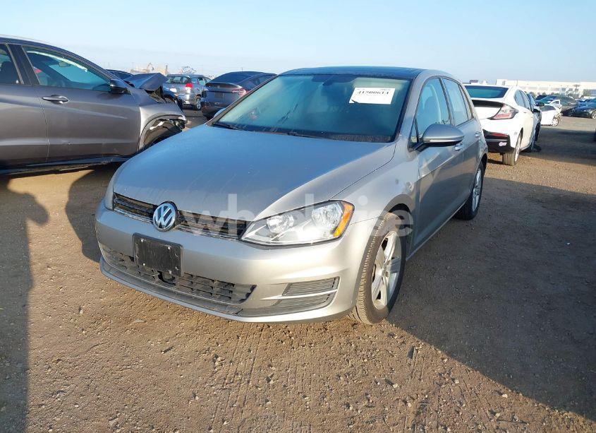 Photo 2 of 2017 Volkswagen Golf TSI S 4-DOOR/TSI SE 4-DOOR/TSI SEL 4-DOOR/TSI WOLFSBURG EDITION 4-DOOR (VIN 3VW217AU7HM020297)