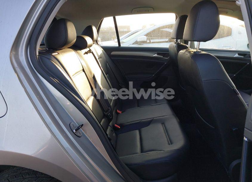 Photo 8 of 2017 Volkswagen Golf TSI S 4-DOOR/TSI SE 4-DOOR/TSI SEL 4-DOOR/TSI WOLFSBURG EDITION 4-DOOR (VIN 3VW217AU7HM020297)