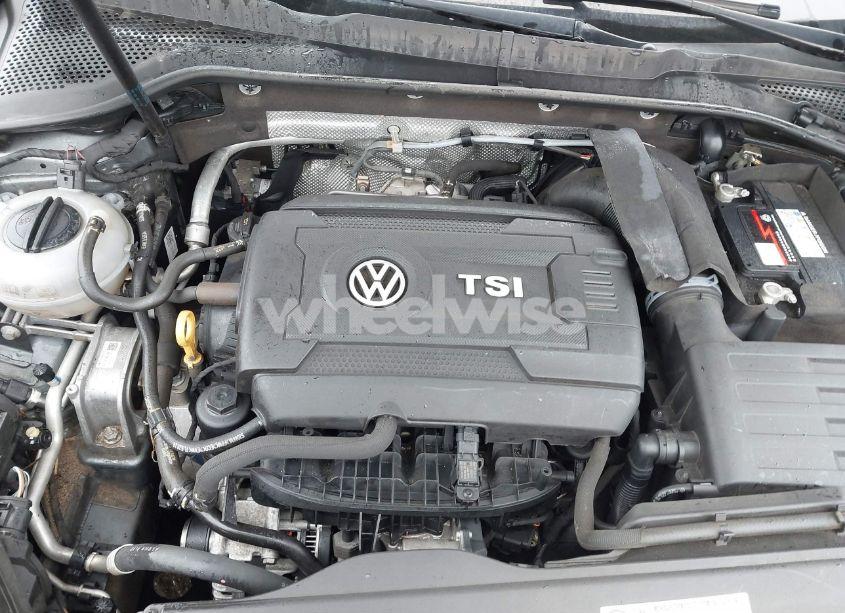 Photo 10 of 2017 Volkswagen Golf TSI S 4-DOOR/TSI SE 4-DOOR/TSI SEL 4-DOOR/TSI WOLFSBURG EDITION 4-DOOR (VIN 3VW217AU7HM028688)