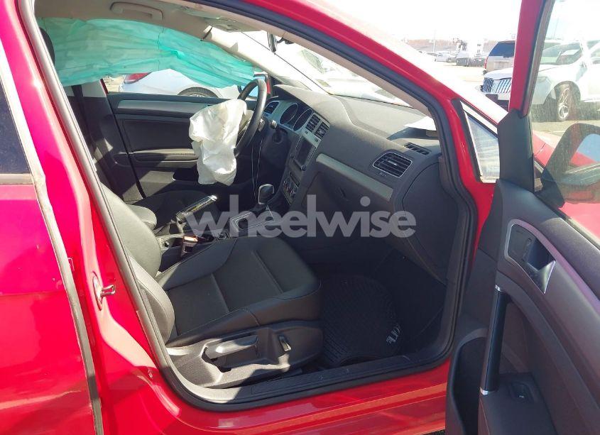 Photo 5 of 2017 Volkswagen Golf TSI S 4-DOOR/TSI SE 4-DOOR/TSI SEL 4-DOOR/TSI WOLFSBURG EDITION 4-DOOR (VIN 3VW217AU8HM035200)