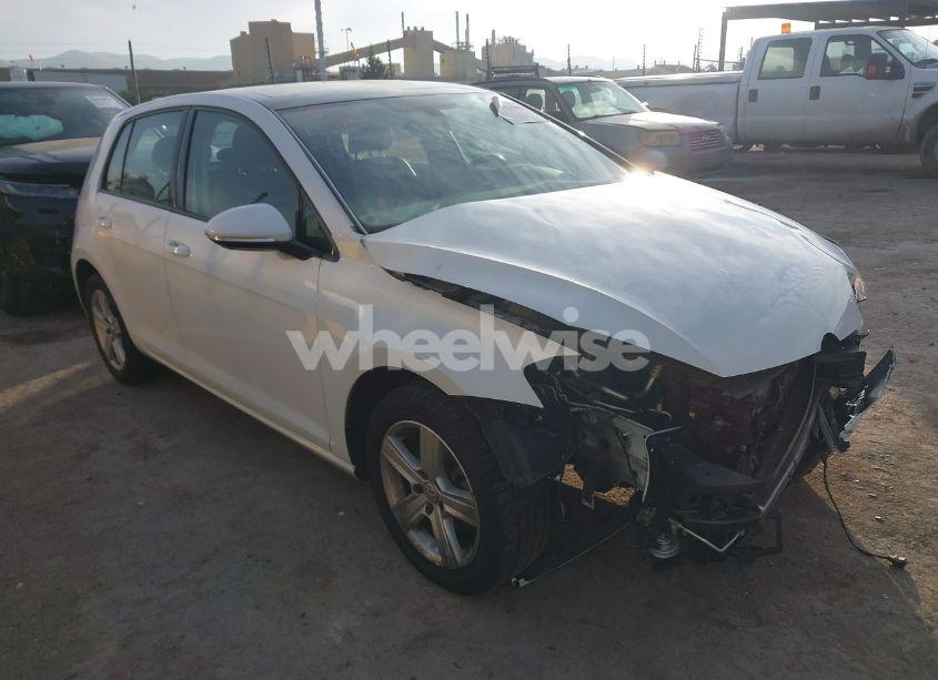 2017 Volkswagen Golf TSI S 4-DOOR/TSI SE 4-DOOR/TSI SEL 4-DOOR/TSI WOLFSBURG EDITION 4-DOOR (VIN 3VW217AU9HM022035) main photo