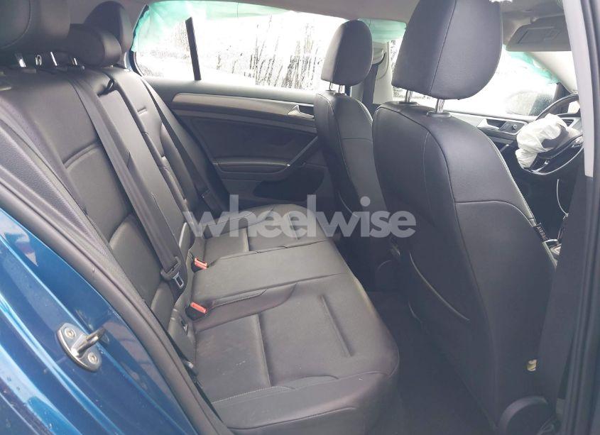 Photo 8 of 2017 Volkswagen Golf TSI S 4-DOOR/TSI SE 4-DOOR/TSI SEL 4-DOOR/TSI WOLFSBURG EDITION 4-DOOR (VIN 3VW217AU9HM037828)