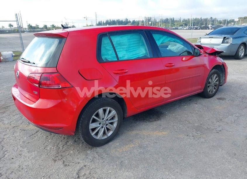 Photo 4 of 2017 Volkswagen Golf TSI S 4-DOOR/TSI SE 4-DOOR/TSI SEL 4-DOOR/TSI WOLFSBURG EDITION 4-DOOR (VIN 3VW217AUXHM030001)