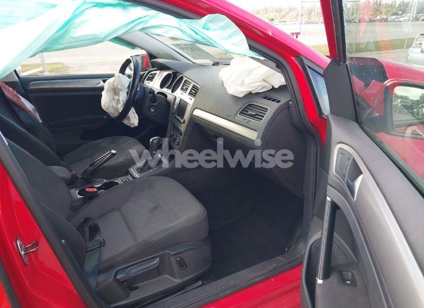 Photo 5 of 2017 Volkswagen Golf TSI S 4-DOOR/TSI SE 4-DOOR/TSI SEL 4-DOOR/TSI WOLFSBURG EDITION 4-DOOR (VIN 3VW217AUXHM030001)