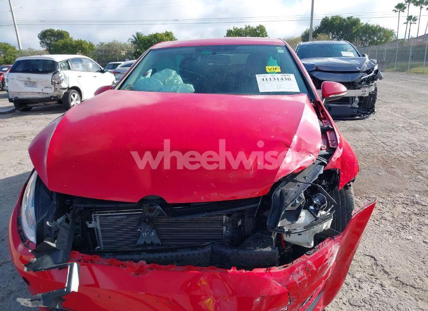 Photo 6 of 2017 Volkswagen Golf TSI S 4-DOOR/TSI SE 4-DOOR/TSI SEL 4-DOOR/TSI WOLFSBURG EDITION 4-DOOR (VIN 3VW217AUXHM030001)