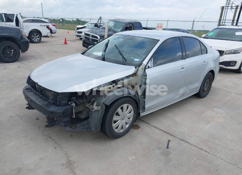 Photo 2 of 2016 Volkswagen Jetta 1.4T S (VIN 3VW267AJ0GM305798)