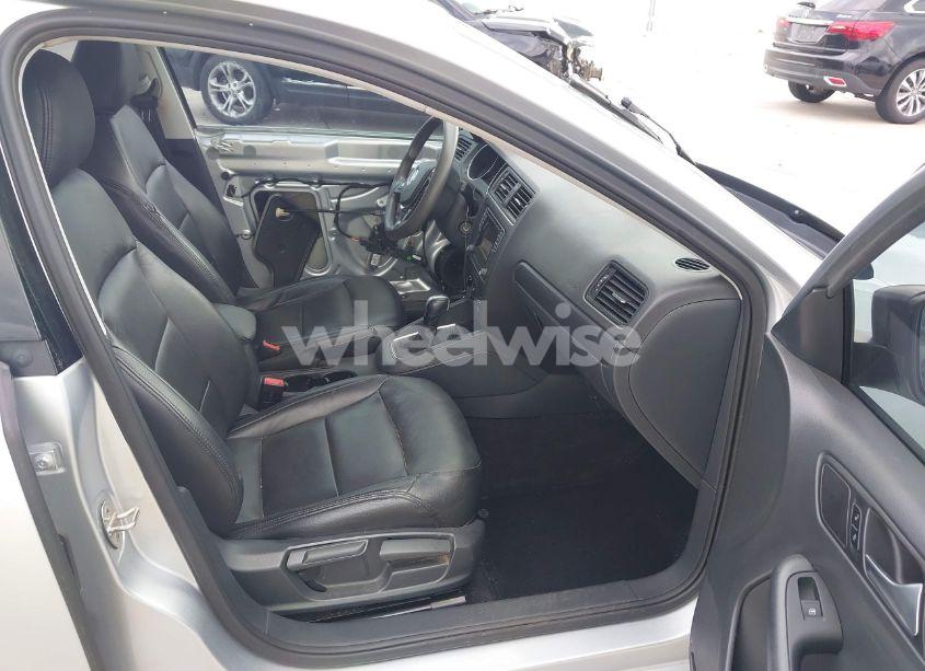 Photo 5 of 2016 Volkswagen Jetta 1.4T S (VIN 3VW267AJ0GM305798)