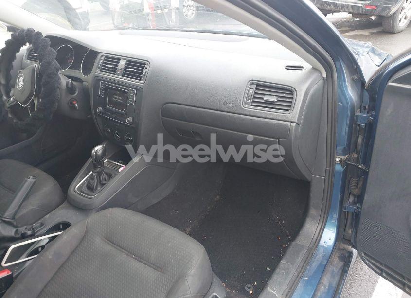 Photo 5 of 2016 Volkswagen Jetta 1.4T S (VIN 3VW267AJ0GM321841)