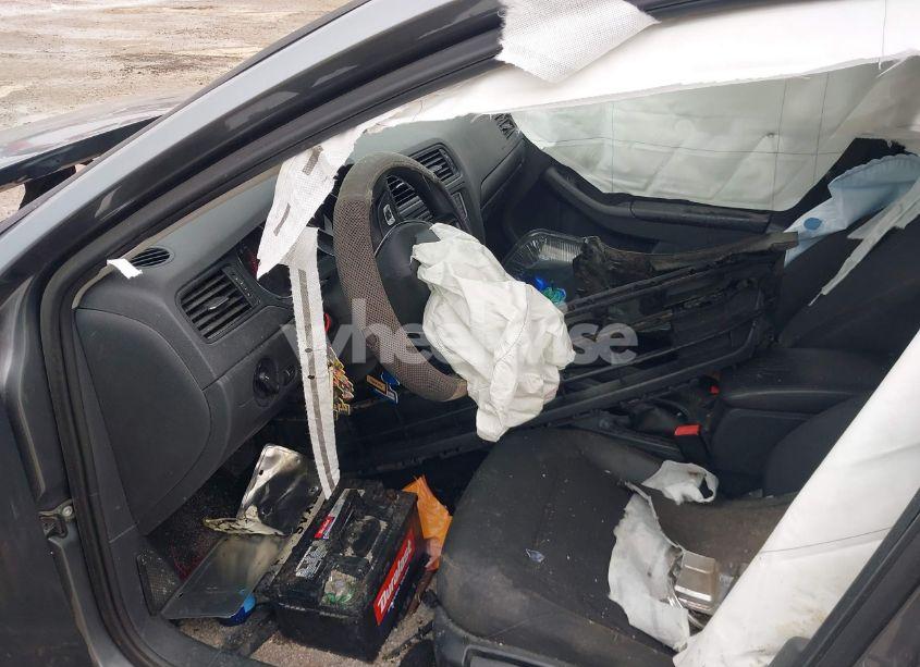 Photo 5 of 2016 Volkswagen Jetta 1.4T S (VIN 3VW267AJ0GM383742)