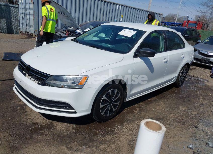Photo 2 of 2016 Volkswagen Jetta 1.4T S (VIN 3VW267AJ1GM284752)