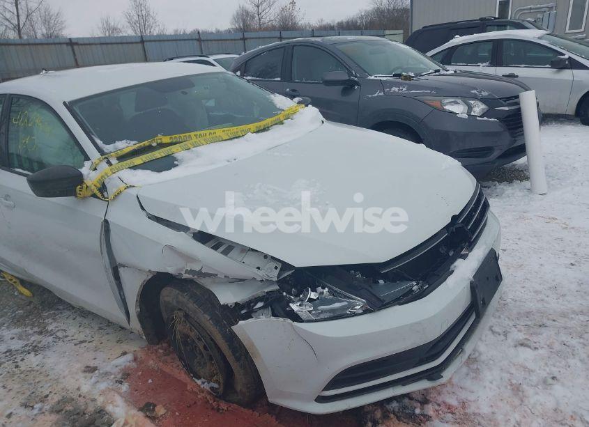 Photo 6 of 2016 Volkswagen Jetta 1.4T S (VIN 3VW267AJ1GM299526)