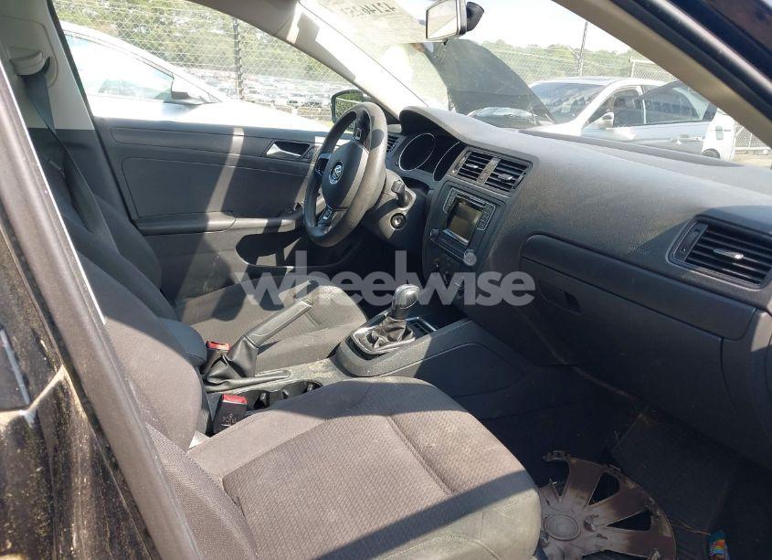 Photo 5 of 2016 Volkswagen Jetta 1.4T S (VIN 3VW267AJ2GM235740)