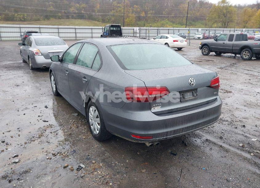 Photo 3 of 2016 Volkswagen Jetta 1.4T S (VIN 3VW267AJ2GM281651)