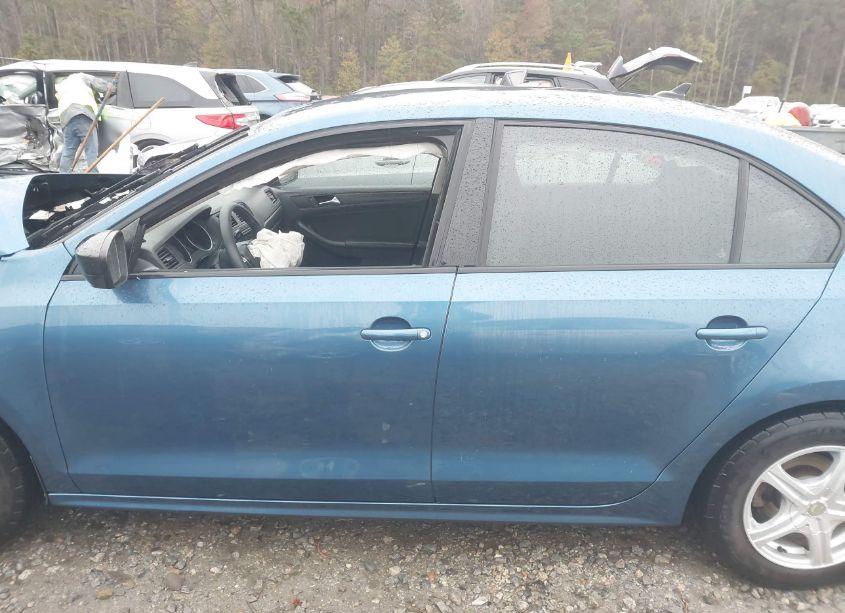 Photo 15 of 2016 Volkswagen Jetta 1.4T S (VIN 3VW267AJ2GM292181)