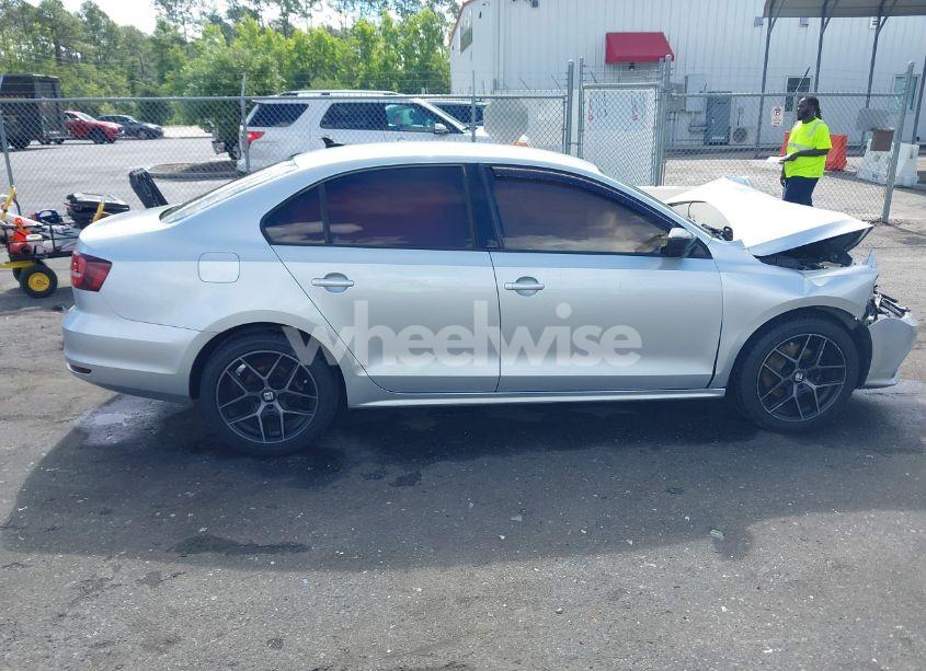 Photo 13 of 2016 Volkswagen Jetta 1.4T S (VIN 3VW267AJ2GM344232)