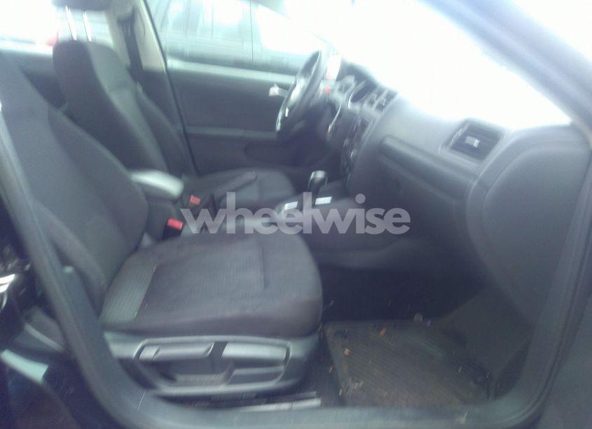 Photo 5 of 2016 Volkswagen Jetta 1.4T S (VIN 3VW267AJ2GM379529)