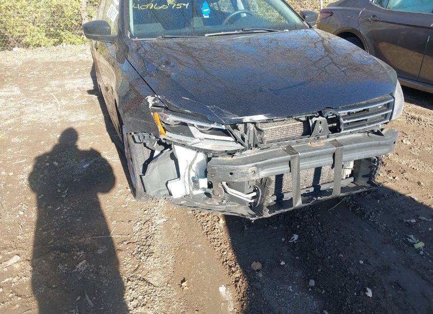 Photo 6 of 2016 Volkswagen Jetta 1.4T S (VIN 3VW267AJ2GM387419)