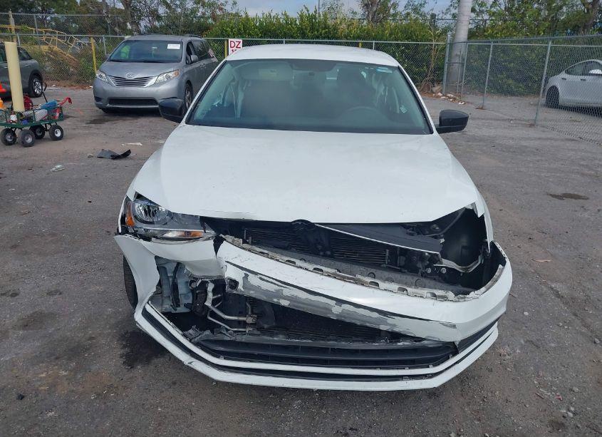 Photo 12 of 2016 Volkswagen Jetta 1.4T S (VIN 3VW267AJ3GM289550)