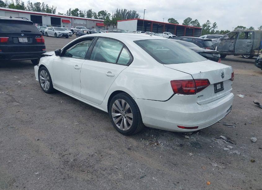 Photo 3 of 2016 Volkswagen Jetta 1.4T S (VIN 3VW267AJ3GM289550)