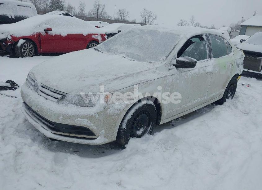 Photo 2 of 2016 Volkswagen Jetta 1.4T S (VIN 3VW267AJ3GM395206)