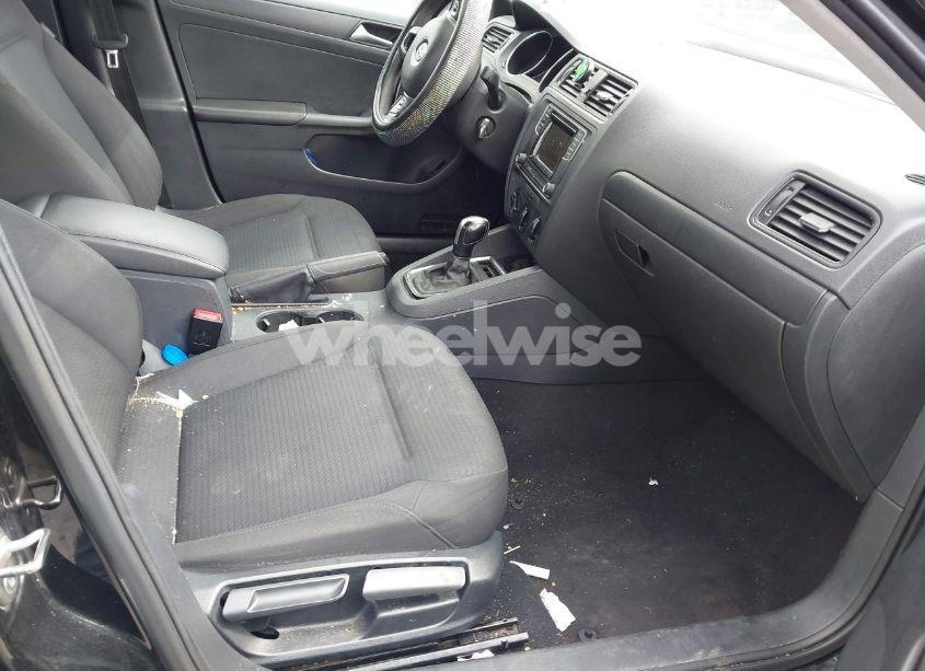 Photo 5 of 2016 Volkswagen Jetta 1.4T S (VIN 3VW267AJ4GM218082)