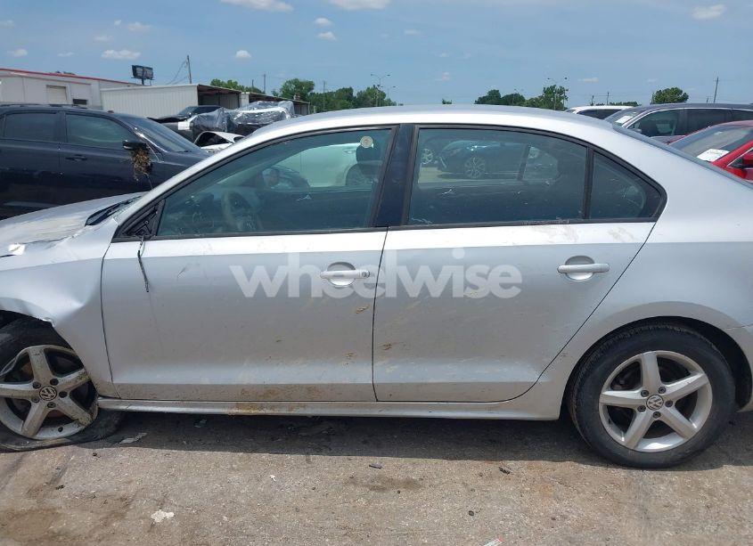 Photo 14 of 2016 Volkswagen Jetta 1.4T S (VIN 3VW267AJ4GM260266)