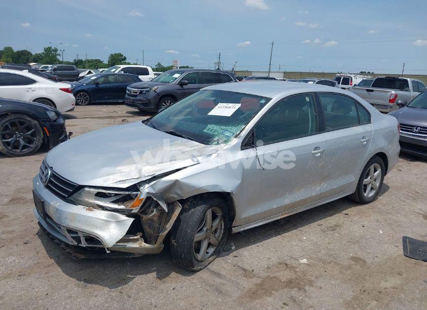 Photo 2 of 2016 Volkswagen Jetta 1.4T S (VIN 3VW267AJ4GM260266)