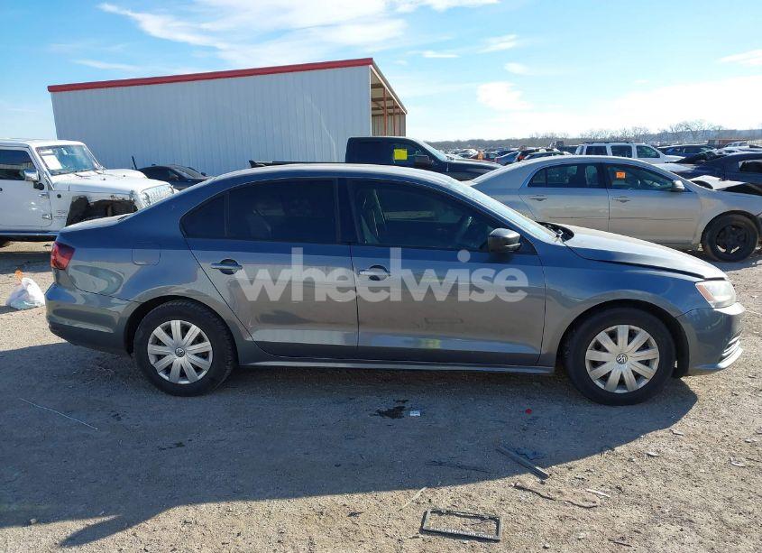 Photo 13 of 2016 Volkswagen Jetta 1.4T S (VIN 3VW267AJ5GM276413)