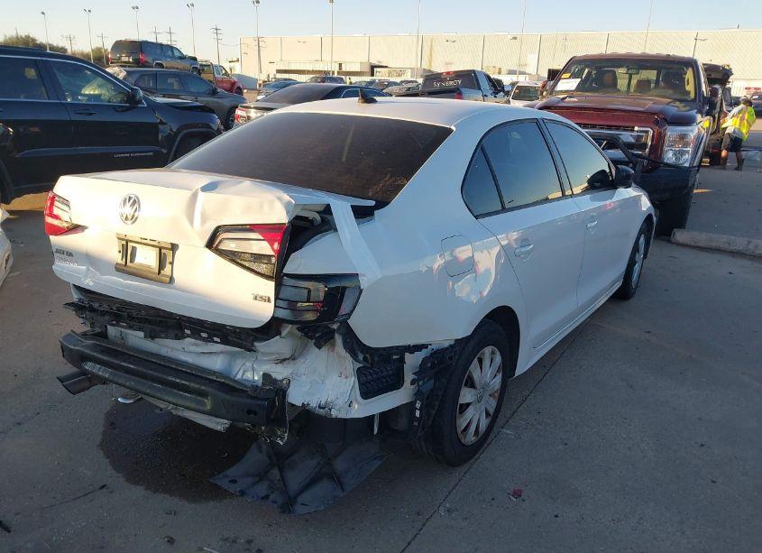 Photo 4 of 2016 Volkswagen Jetta 1.4T S (VIN 3VW267AJ5GM284768)