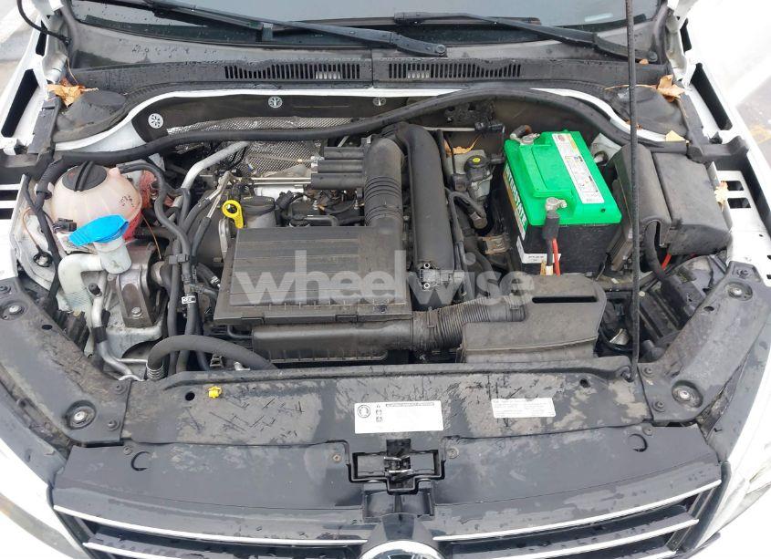 Photo 10 of 2016 Volkswagen Jetta 1.4T S (VIN 3VW267AJ6GM237619)