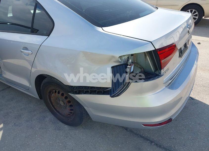 Photo 6 of 2016 Volkswagen Jetta 1.4T S (VIN 3VW267AJ6GM266117)